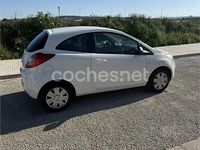 Usado Ford Ka 69 CV (50 kW) 2015 Blanco Berlina