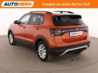 Usado VW T-Cross Advance 110 CV (80 kW) 2022 Naranja SUV