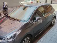 Usado Peugeot 208 Style 100 CV (73 kW) 2018 Gris / plata Utilitario