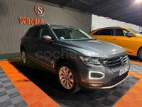 Usado VW T-Roc Advance 150 CV (110 kW) 2021 Gris / plata SUV