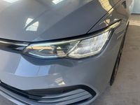 Usado VW Golf VIII 115 CV (84 kW) 2022 Gris / plata Berlina
