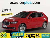 Usado Skoda Fabia Selection 95 CV (69 kW) 2025 Rojo Utilitario