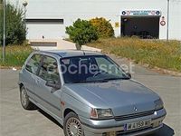 Usado Renault Clio 92 CV (67 kW) 1991 Gris / plata Utilitario