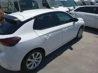 Usado Opel Corsa Edition 101 CV (74 kW) 2021 Blanco Utilitario