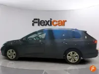 Usado VW Golf VII Life 115 CV (84 kW) 2021 Gris Utilitario