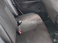 Usado Lancia Ypsilon Silver 95 CV (69 kW) 2012 Blanco Utilitario