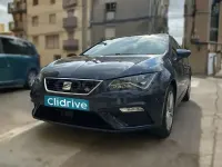 Usado Seat Leon FR 130 CV (95 kW) 2019 Gris / plata Berlina