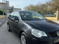 Usado VW Polo Advance 75 CV (55 kW) 2006 Negro Utilitario
