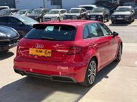 Usado Audi A3 Sportback S-Line 116 CV (85 kW) 2019 Rojo Utilitario