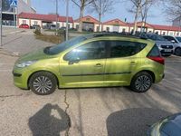 Usado Peugeot 207 75 CV (55 kW) 2009 Verde Familiar