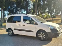 Usado Citroën Berlingo Feel 100 CV (73 kW) 2018 Blanco Monovolumen