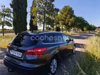Usado Ford Focus Titanium 150 CV (110 kW) 2015 Gris / plata Familiar