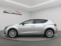 Usado Seat Leon XCELLENCE 150 CV (110 kW) 2020 Gris Berlina