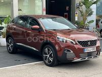 Usado Peugeot 3008 Allure 130 CV (95 kW) 2018 Naranja SUV