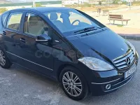 Usado Mercedes A180 AMG 109 CV (80 kW) 2012 Negro Berlina