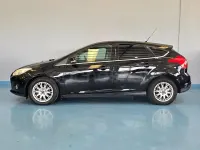 Usado Ford Focus Titanium 115 CV (84 kW) 2012 Negro Berlina