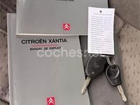 Usado Citroën Xantia 90 CV (66 kW) 1998 Azul Berlina