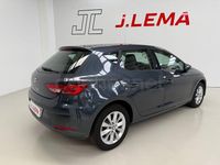 Usado Seat Leon Style 115 CV (84 kW) 2020 Gris / plata Berlina