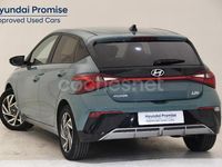 Usado Hyundai i20 79 CV (58 kW) 2024 Verde Berlina