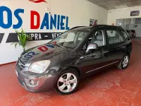 Usado Kia Carens Active 140 CV (102 kW) 2008 Negro Monovolumen