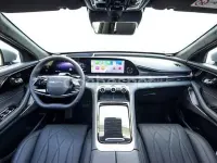 Usado Omoda 9 537 CV (394 kW) 2026 Gris / plata SUV