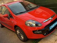 Usado Fiat Punto Evo S 68 CV (50 kW) 2011 Rojo Utilitario