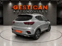 Usado MG ZS Luxury 111 CV (81 kW) 2023 Rojo SUV