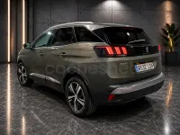 Usado Peugeot 3008 Allure 130 CV (95 kW) 2020 Gris / plata SUV