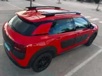 Usado Citroën C4 Feel 82 CV (60 kW) 2016 Rojo Berlina