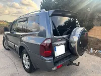 Usado Mitsubishi Montero Intense 160 CV (117 kW) 2004 Gris / plata SUV