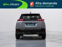 Usado Peugeot 2008 Allure 136 CV (100 kW) 2025 Plateado SUV
