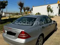 Usado Mercedes C200 Elegance 163 CV (119 kW) 2000 Gris / plata Berlina