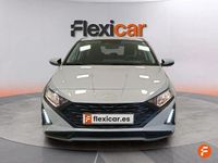 Usado Hyundai i20 84 CV (61 kW) 2024 Gris Utilitario