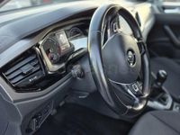 Usado VW Polo R-line 95 CV (69 kW) 2019 Blanco Berlina