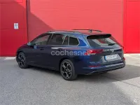 Usado VW Golf VII R-line 150 CV (110 kW) 2021 Azul Utilitario