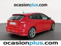 Usado Ford Focus ST-Line 125 CV (91 kW) 2017 Rojo Utilitario