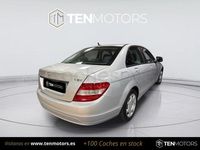 Usado Mercedes C200 Classic 136 CV (100 kW) 2008 Gris / plata Berlina