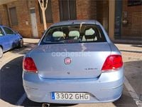 Usado Fiat Linea Dynamic 120 CV (88 kW) 2008 Gris / plata Berlina