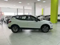 Usado Seat Arona FR 115 CV (84 kW) 2025 Blanco SUV