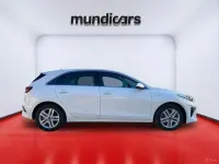 Usado Kia Ceed 120 CV (88 kW) 2019 Blanco Utilitario