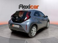 Usado Toyota Aygo X 72 CV (52 kW) 2024 Azul SUV