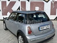 Usado Mini ONE 90 CV (66 kW) 2004 Gris / plata Utilitario