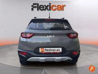 Usado Kia Stonic 84 CV (61 kW) 2021 Gris SUV