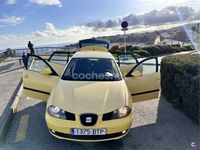Usado Seat Ibiza 100 CV (73 kW) 2005 Amarillo Utilitario