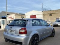 Usado Audi S3 210 CV (154 kW) 2000 Gris / plata Berlina