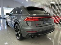 Usado Audi Q8 Ambiente 600 CV (441 kW) 2022 Gris SUV