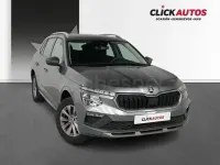 Usado Skoda Kamiq Selection 95 CV (69 kW) 2025 Gris / plata SUV