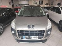 Usado Peugeot 3008 Style 114 CV (83 kW) 2013 Gris Familiar