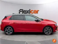 Usado Opel Astra GS Line 181 CV (133 kW) 2022 Granate Utilitario