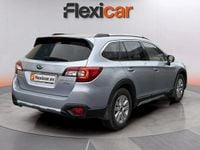 Usado Subaru Outback 150 CV (110 kW) 2017 Gris Familiar